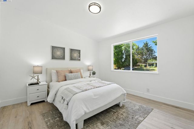 4605 Driftwood Ct, El Sobrante, CA 94803