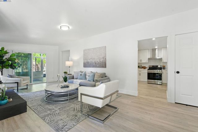 4605 Driftwood Ct, El Sobrante, CA 94803