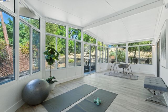 4605 Driftwood Ct, El Sobrante, CA 94803