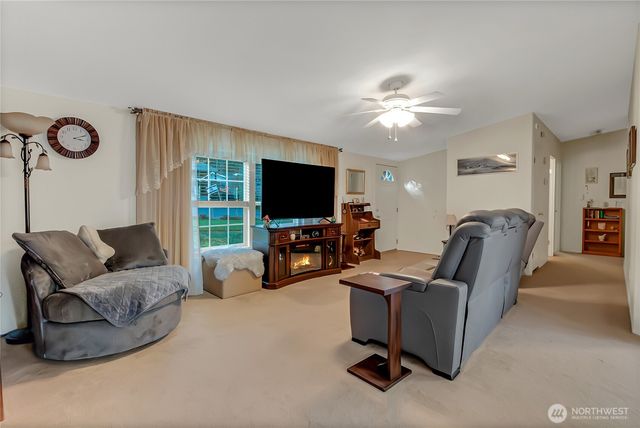 1472 Kitsap Lake Road NW, Bremerton, WA 98312