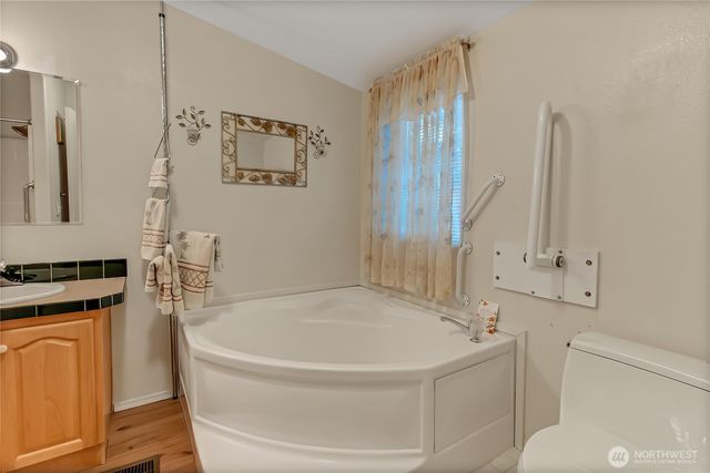 1472 Kitsap Lake Road NW, Bremerton, WA 98312