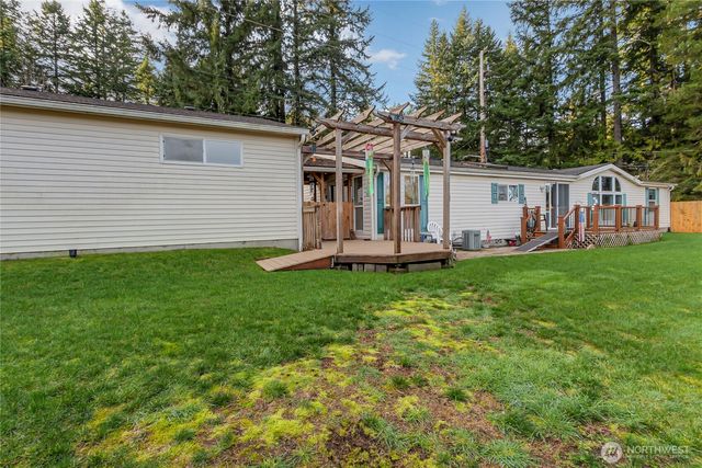 1472 Kitsap Lake Road NW, Bremerton, WA 98312