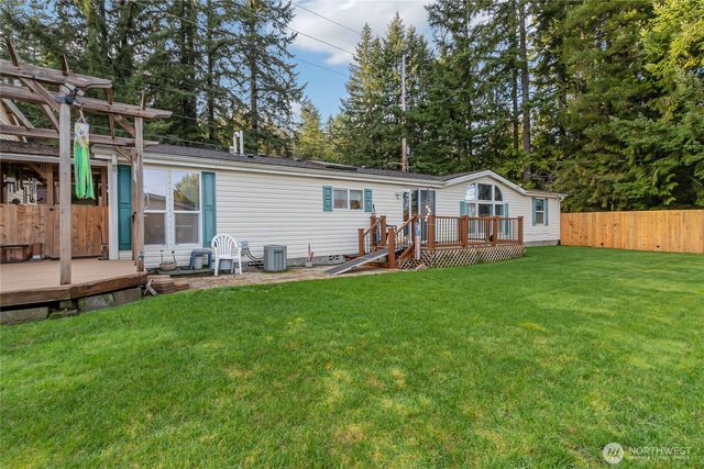 1472 Kitsap Lake Road NW, Bremerton, WA 98312