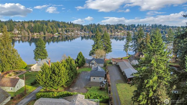 1472 Kitsap Lake Road NW, Bremerton, WA 98312