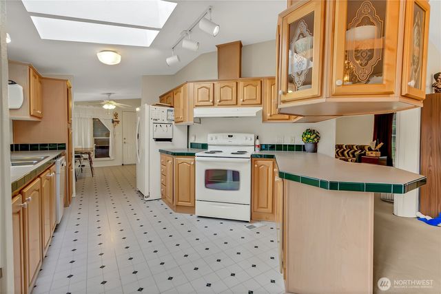 1472 Kitsap Lake Road NW, Bremerton, WA 98312