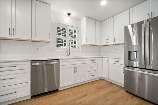 301 Indian Creek Drive E, Mobile, AL 36607