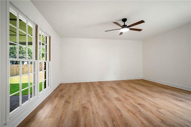 301 Indian Creek Drive E, Mobile, AL 36607