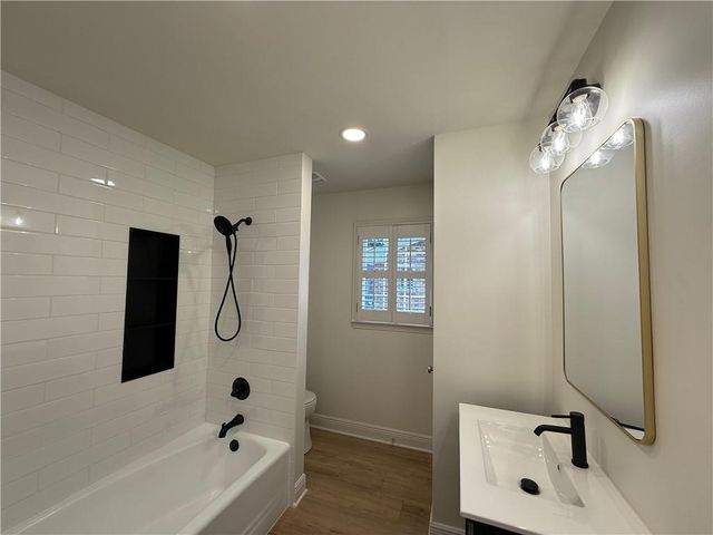 301 Indian Creek Drive E, Mobile, AL 36607