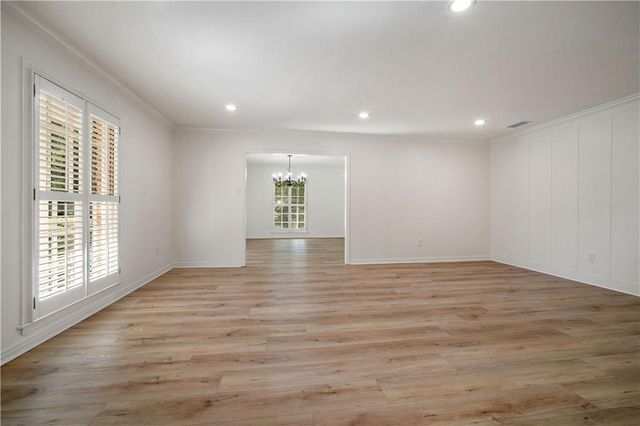 301 Indian Creek Drive E, Mobile, AL 36607
