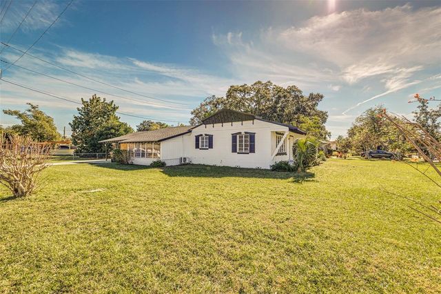 561 N DOLLINS AVENUE, Orlando, FL 32805