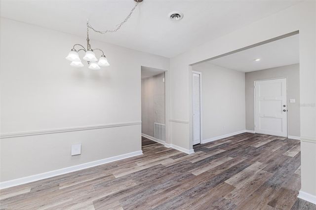 561 N DOLLINS AVENUE, Orlando, FL 32805