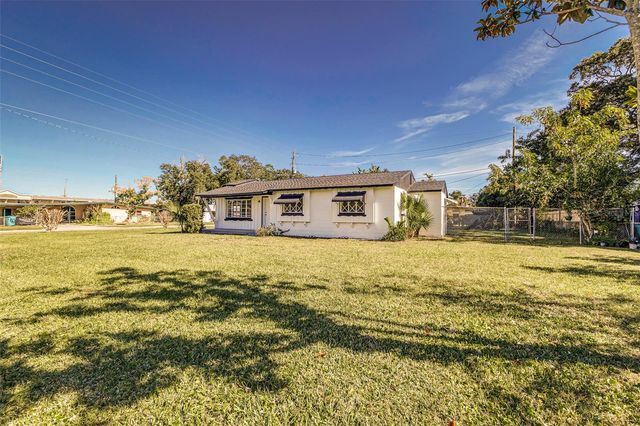 561 N DOLLINS AVENUE, Orlando, FL 32805