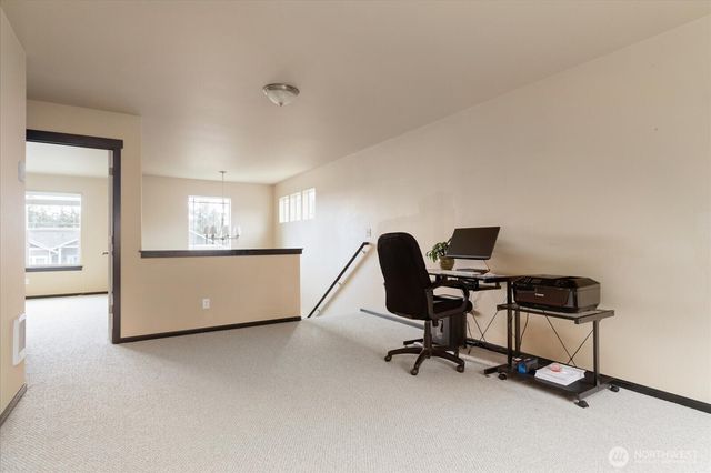 942 Walker Heights Place, Oak Harbor, WA 98277