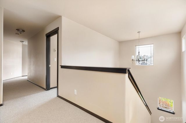 942 Walker Heights Place, Oak Harbor, WA 98277