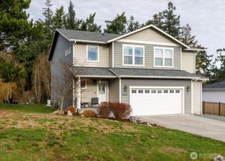 942 Walker Heights Place, Oak Harbor, WA 98277