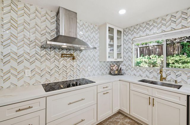 26918 Claiborne Court, Hayward, CA 94542