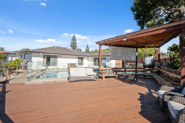 26918 Claiborne Court, Hayward, CA 94542