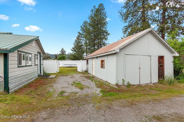5773 W Adams St, Spirit Lake, ID 83869