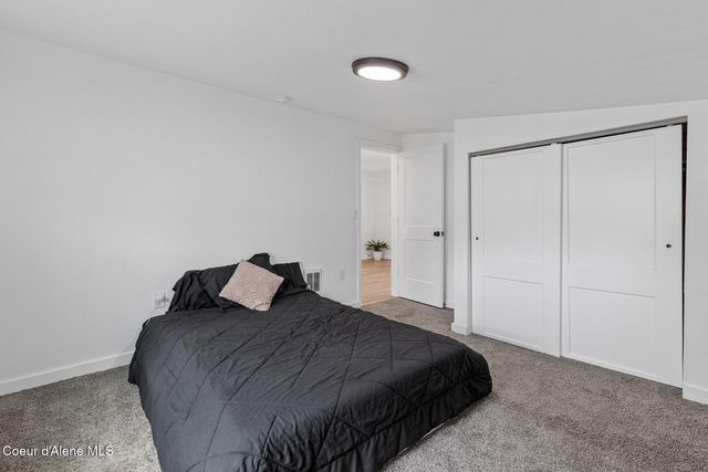 5773 W Adams St, Spirit Lake, ID 83869