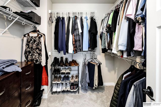 21054 Madison Street, Elkhorn, NE 68022