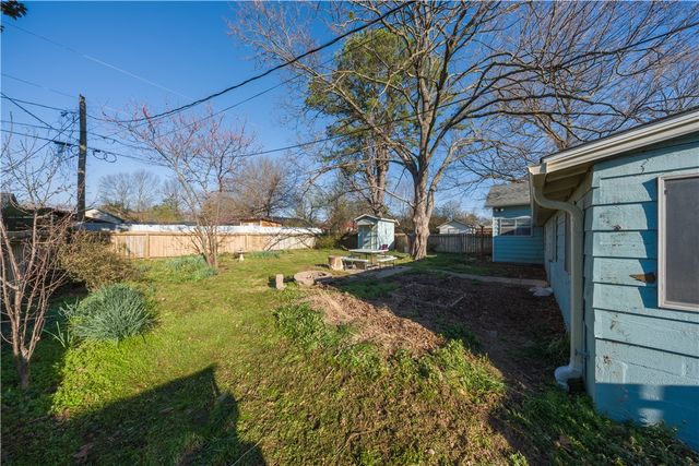312 S Garrett Street, Siloam Springs, AR 72761