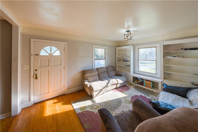 312 S Garrett Street, Siloam Springs, AR 72761