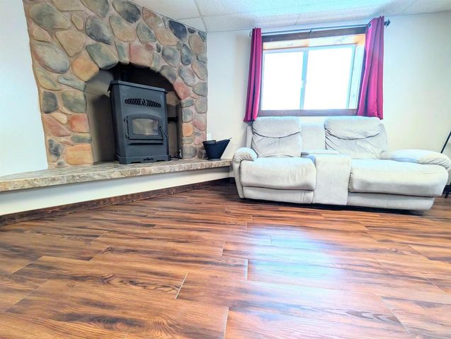 5486 Green River Road, Fennimore, WI 53809