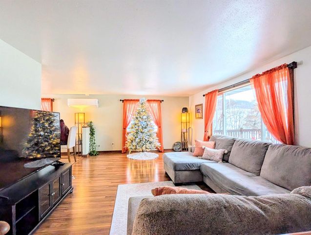 5486 Green River Road, Fennimore, WI 53809