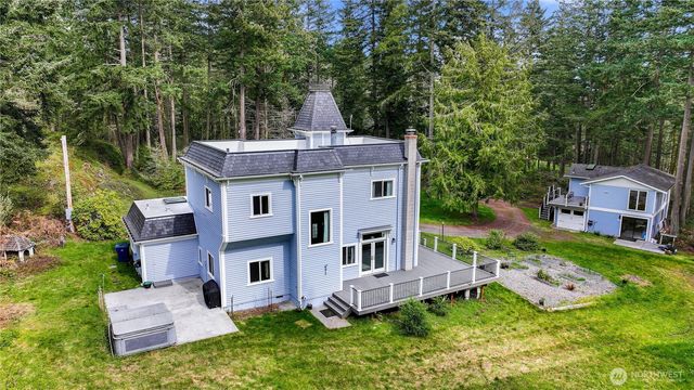 6710 Deer Lane, Anacortes, WA 98221