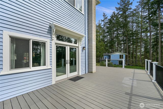 6710 Deer Lane, Anacortes, WA 98221