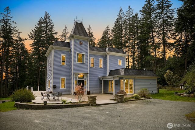 6710 Deer Lane, Anacortes, WA 98221