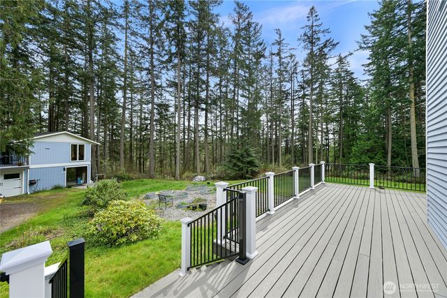 6710 Deer Lane, Anacortes, WA 98221