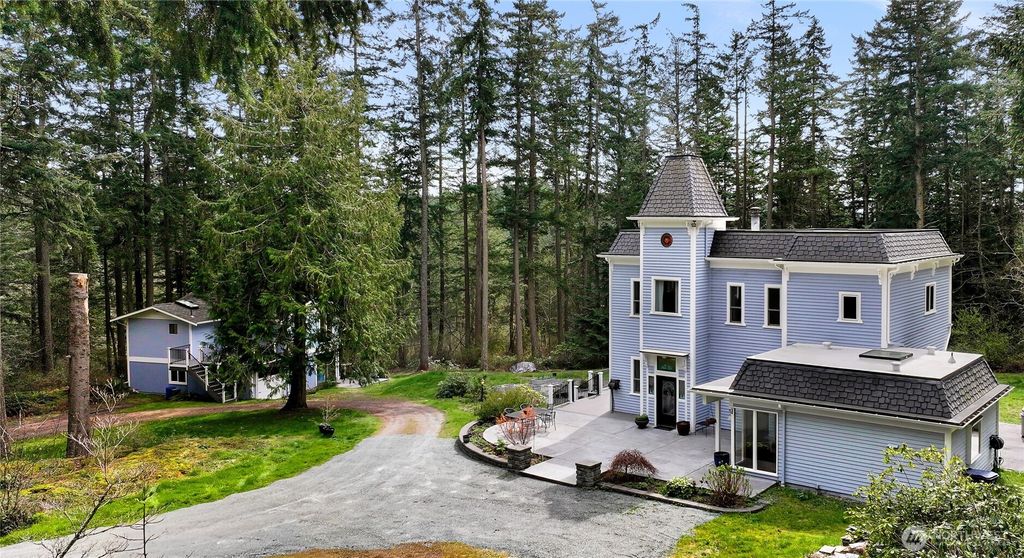 6710 Deer Lane, Anacortes, WA 98221