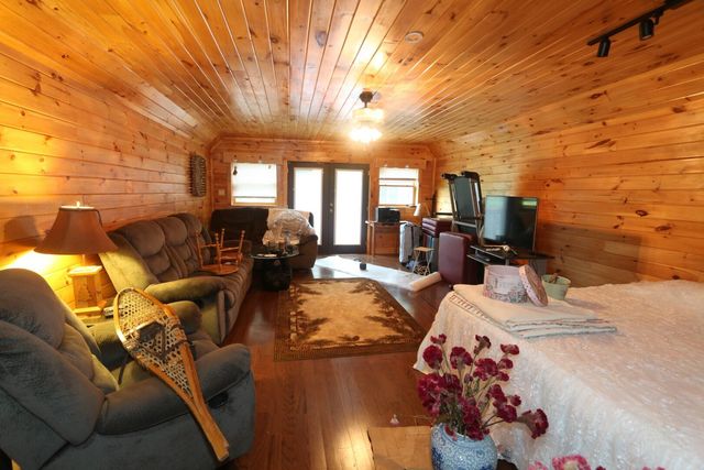 351 Warrior Ridge Way, Cosby, TN 37722