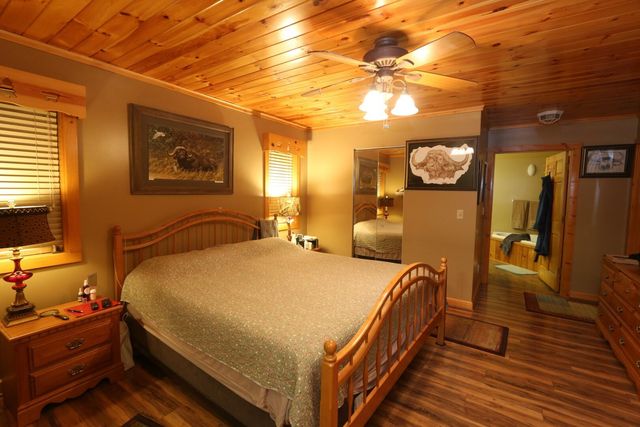 351 Warrior Ridge Way, Cosby, TN 37722