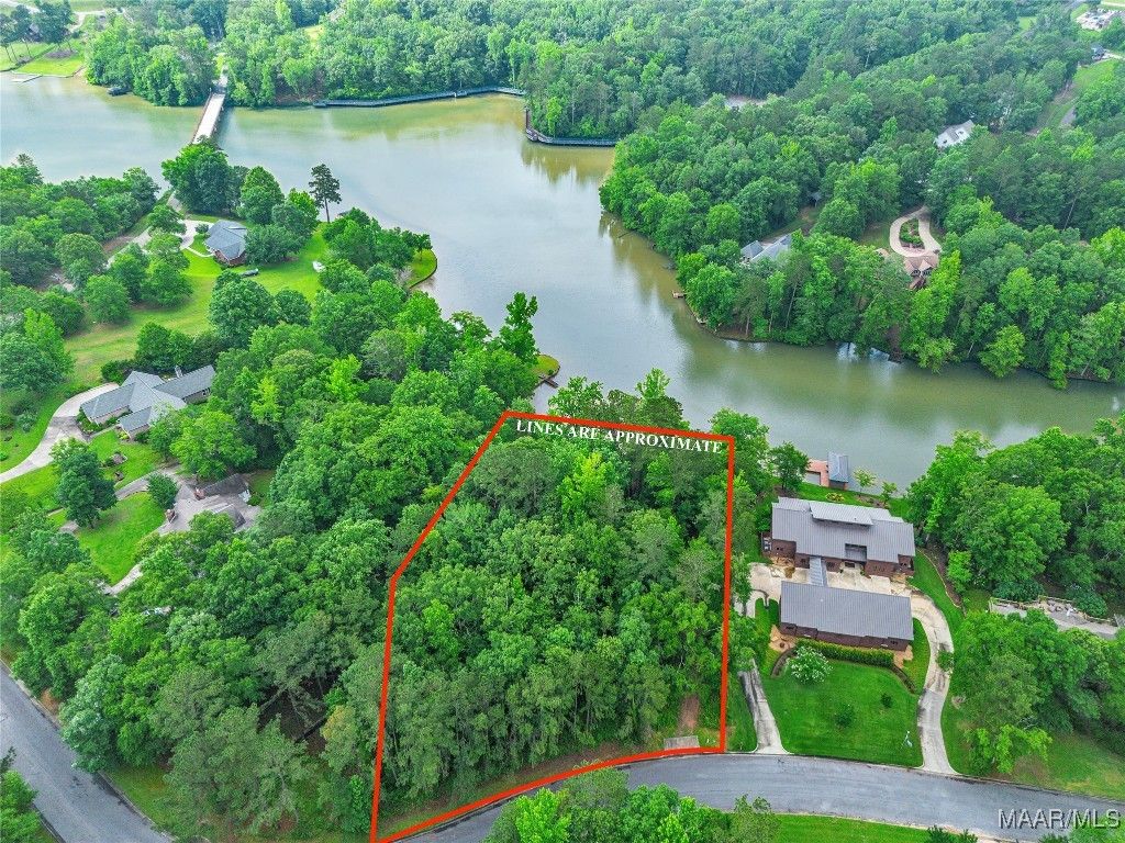 5 Peachwood Drive 1, Tallassee, AL 36078