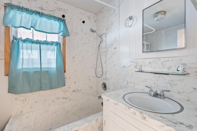 609 W Highland Avenue, Malvern, AR 72104