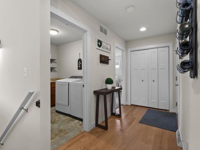 558 Pickett St STREET, Plymouth, WI 53073