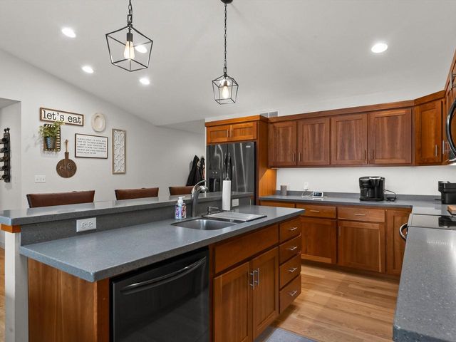 558 Pickett St STREET, Plymouth, WI 53073