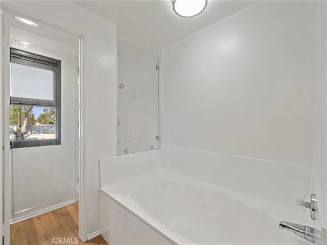 8180 Manitoba Street 302, Playa Del Rey, CA 90293