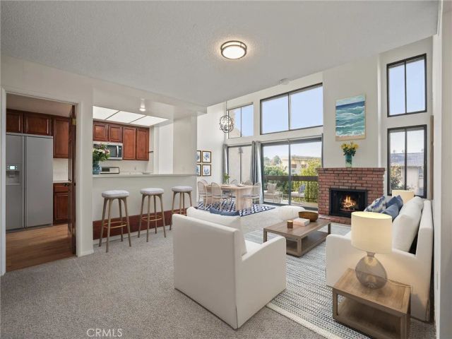 8180 Manitoba Street 302, Playa Del Rey, CA 90293