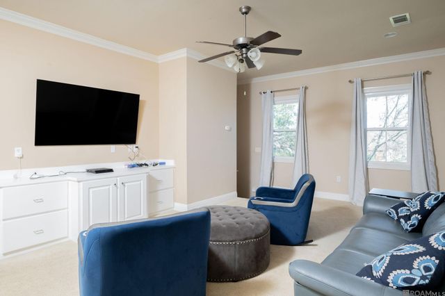 13717 Earls Ct, Saint George, LA 70810