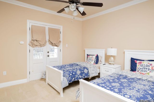 13717 Earls Ct, Saint George, LA 70810