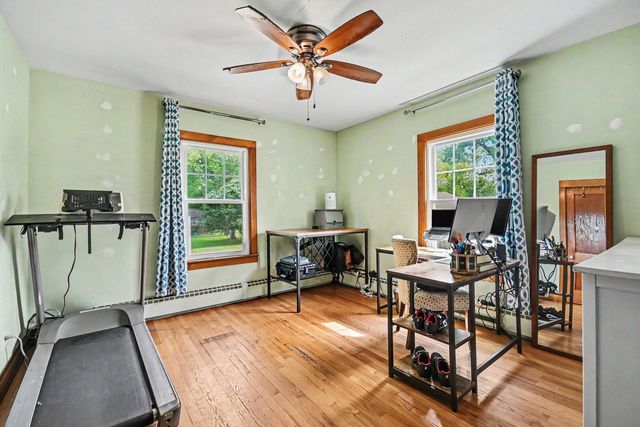 8901 Elm Avenue, Burr Ridge, IL 60527