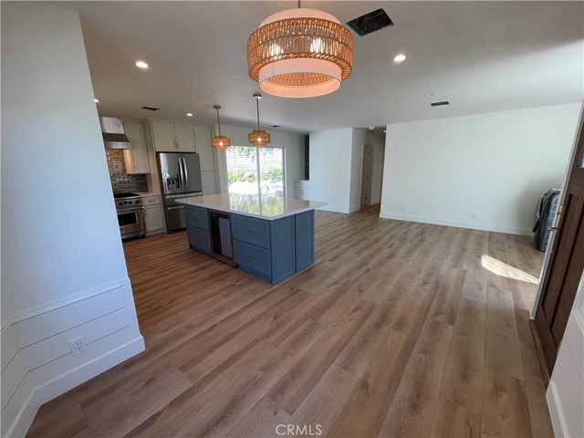 536 1st, Manhattan Beach, CA 90266