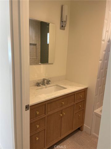 536 1st, Manhattan Beach, CA 90266