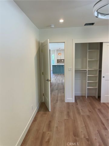 536 1st, Manhattan Beach, CA 90266