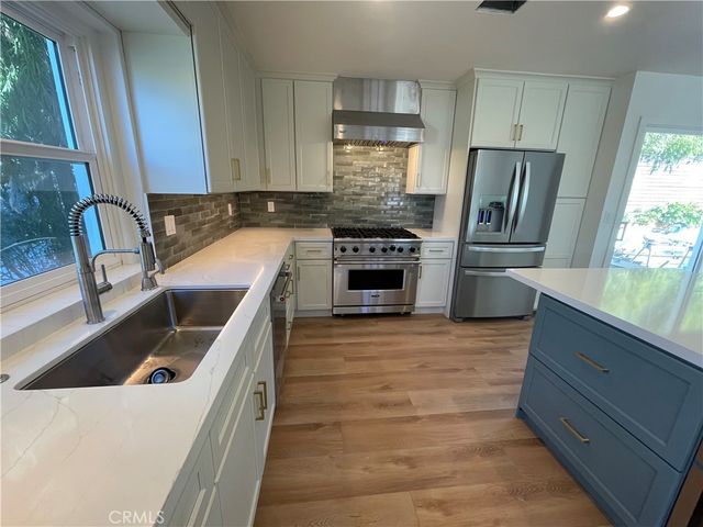 536 1st, Manhattan Beach, CA 90266