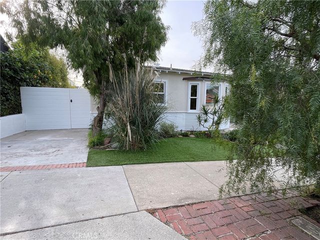 536 1st, Manhattan Beach, CA 90266
