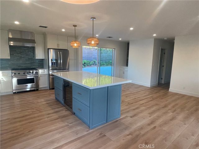 536 1st, Manhattan Beach, CA 90266